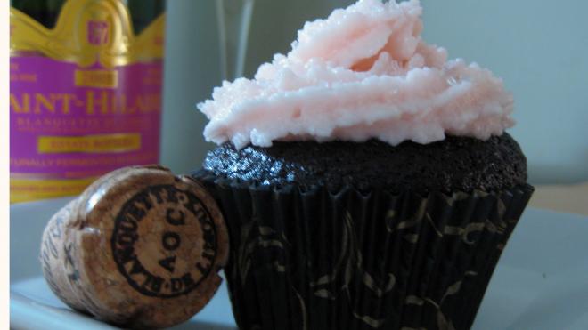 Pair your clock decor with these dark chocolate champagne cupcakes and 